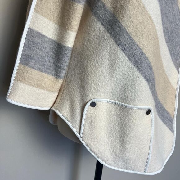 Chicos Wool Wrap Sweater Womens Medium (Chico's 1) Cream Snap Button Pockets - Picture 9 of 13